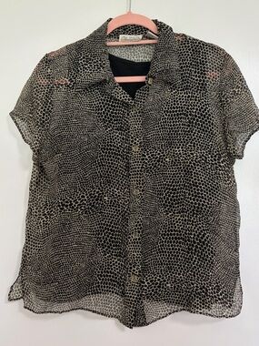 Short-Sleeve Sheer Button-Up Blouse in Black and Cream